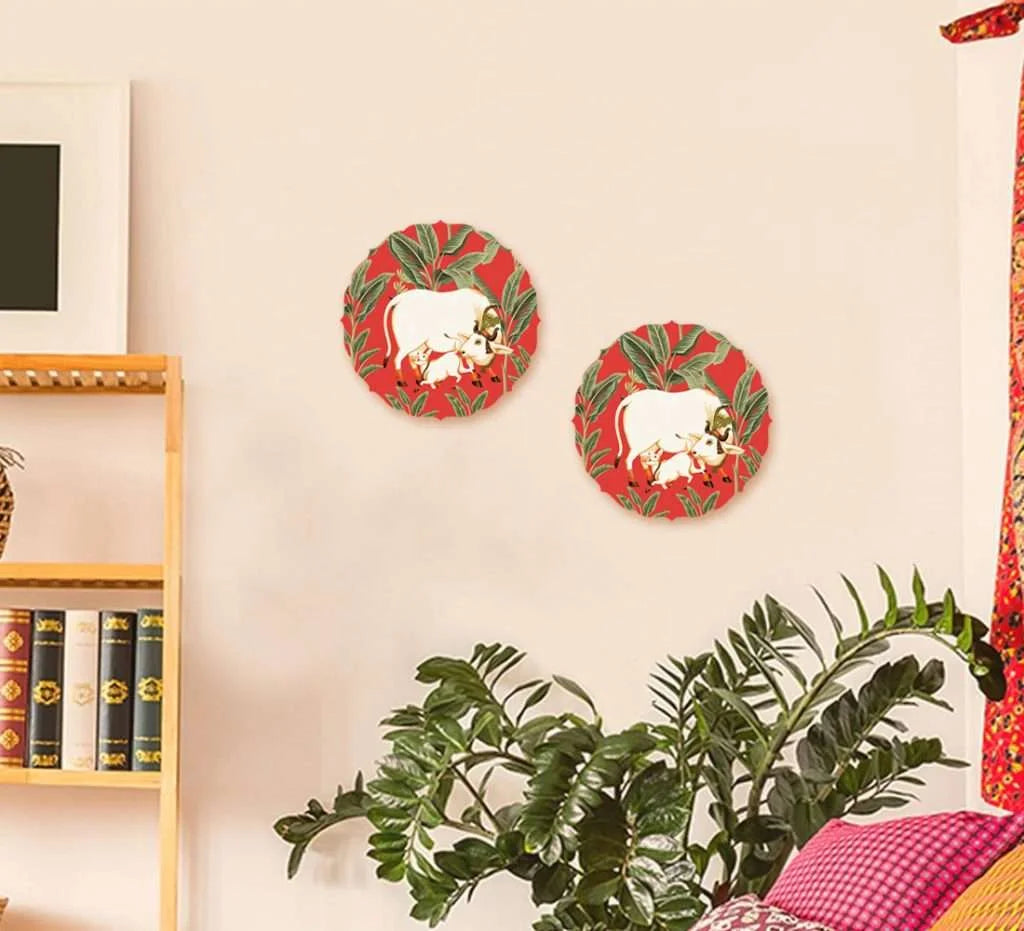 Kamadhenu and palm tree Wall Plates – Red | RWA 021