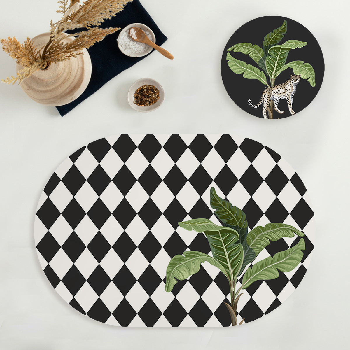 "Alone Palm" Coordinated Set | TWC 108 (8 Mats, 4 Trivets)