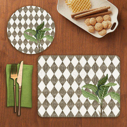 A Lone Palm on Vintage Background Coordinated Set | TWC 043 (8 Mats, 4 Trivets)